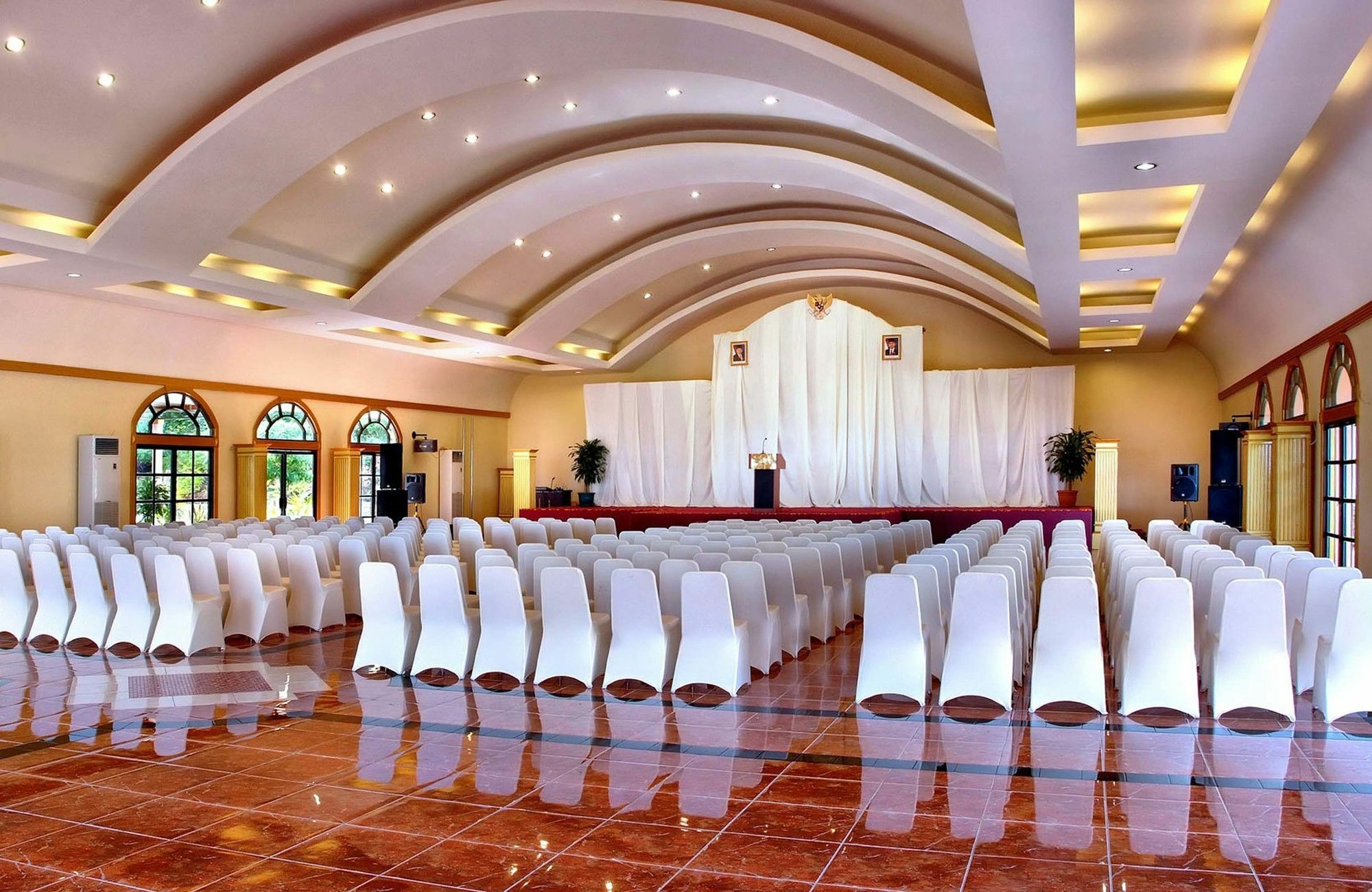 Aston Niu Manokwari Hotel & Conference Center Luaran gambar